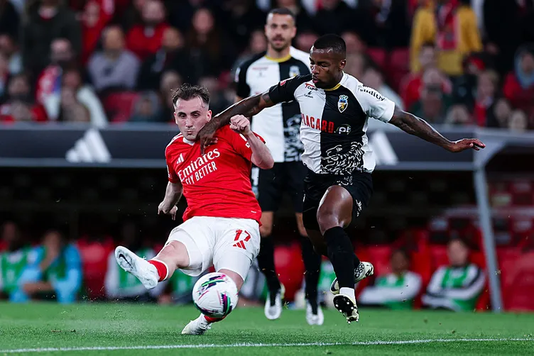 Kerem Aktürkoğlu ve Hakan Çalhanoğlu golleriyle Avrupa’yı salladı! Adeta resital sundular...