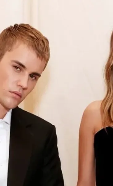 Justin Bieber’ın gözyaşlarının nedeni belli oldu! Justin Bieber’ın eşi Hailey Bieber hamile!
