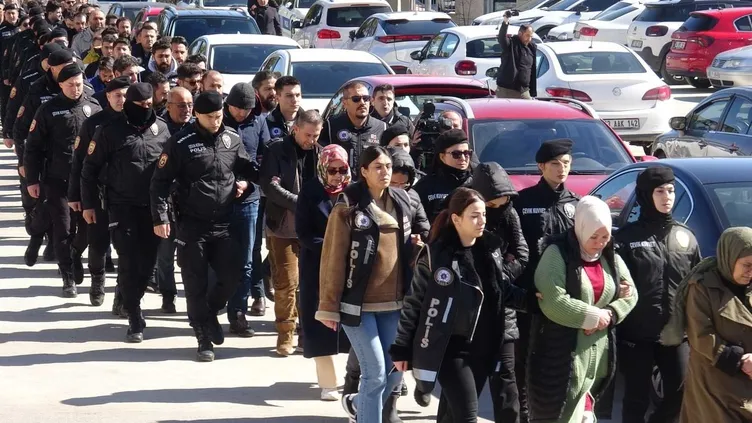 SON DAKİKA | Ticaret maskesiyle FETÖ’ye destek! Maydonoz Döner dosyasında örgütün finans ağı açığa çıktı