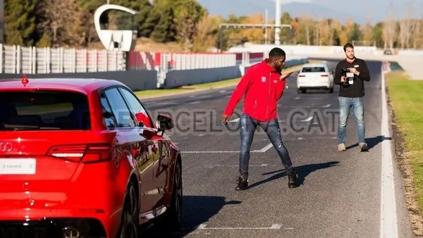 Barcelona'ya araba dağıttılar! Arda hangi modeli seçti?