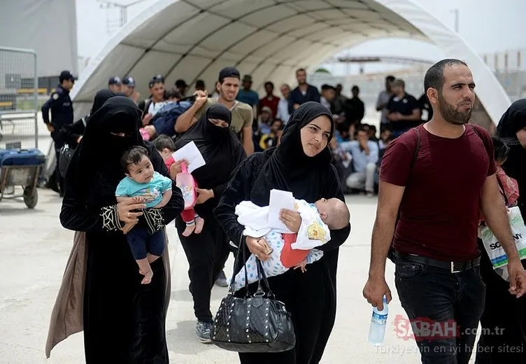 Suriyeliler akın akın ülkelerine dönüyorlar