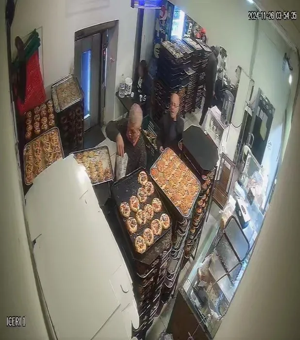 Üşüdüm yalanıyla girdiği fırından bakın neler çaldı: İyi niyetim…