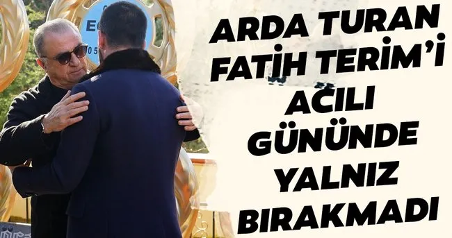 Arda Turan acılı gününde Fatih Terim'i yalnız bırakmadı