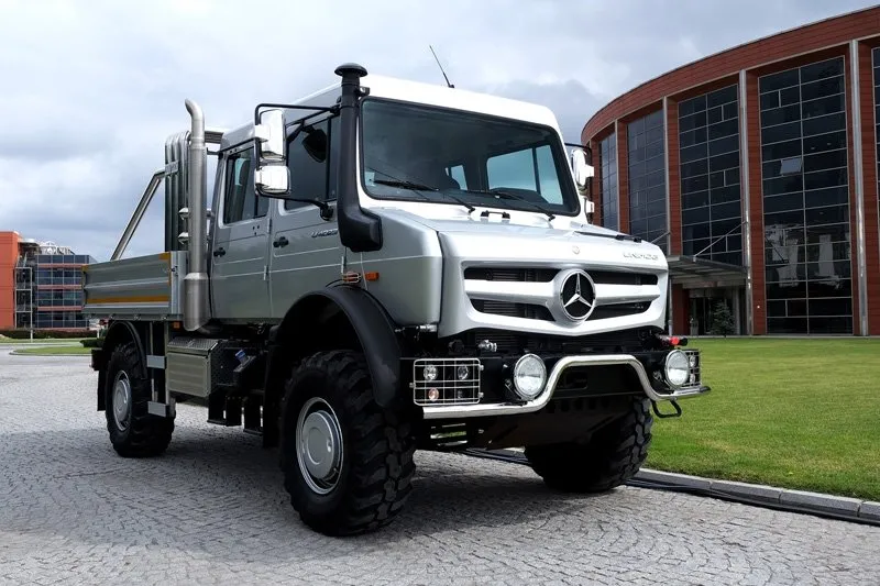 mercedes benz unimog 200 000 euro dan