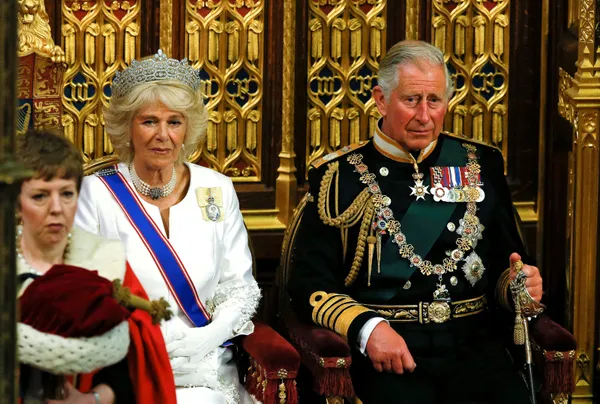 Kraliçe Elizabeth’in varisi Camilla’nın takacağı taçtaki Türk ayrıntısı! Osmanlı padişahı vermiş...