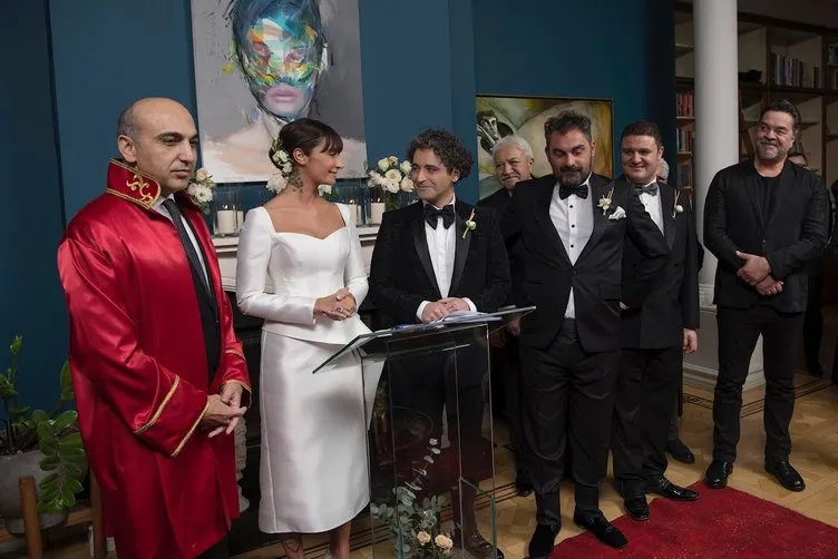 Sıla Gençoğlu ile Hazer Amani evlendi