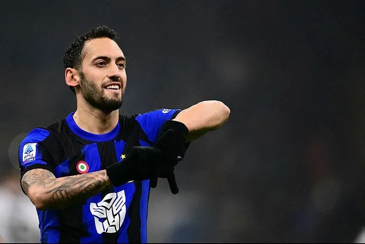 Son dakika haberleri: Hakan Çalhanoğlu İtalya’da geceye damga vurdu! Inter formasıyla Serie A’yı sallıyor: Tarihe geçti…