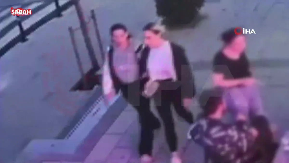 Güllü’nün kızının yakalanmadan önceki görüntüleri ortaya çıktı | Video videosunu izle Güllü’nün kızının yakalanmadan önceki görüntüleri ortaya çıktı | Video videosunu izle