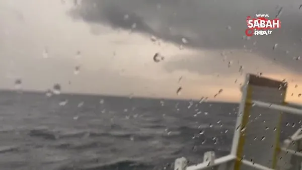 Marmara'da fırtına ve gök gürültülü yağış hakim | Video