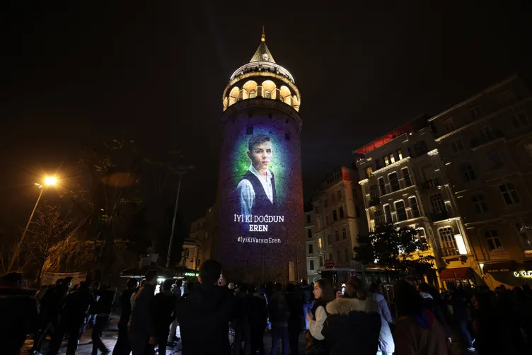Eren Bülbül’ün doğum gününe özel görseller Galata Kulesi’ne yansıtıldı!