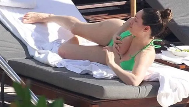 Kelly Brook sevgilileri değiştikçe kilo aldı