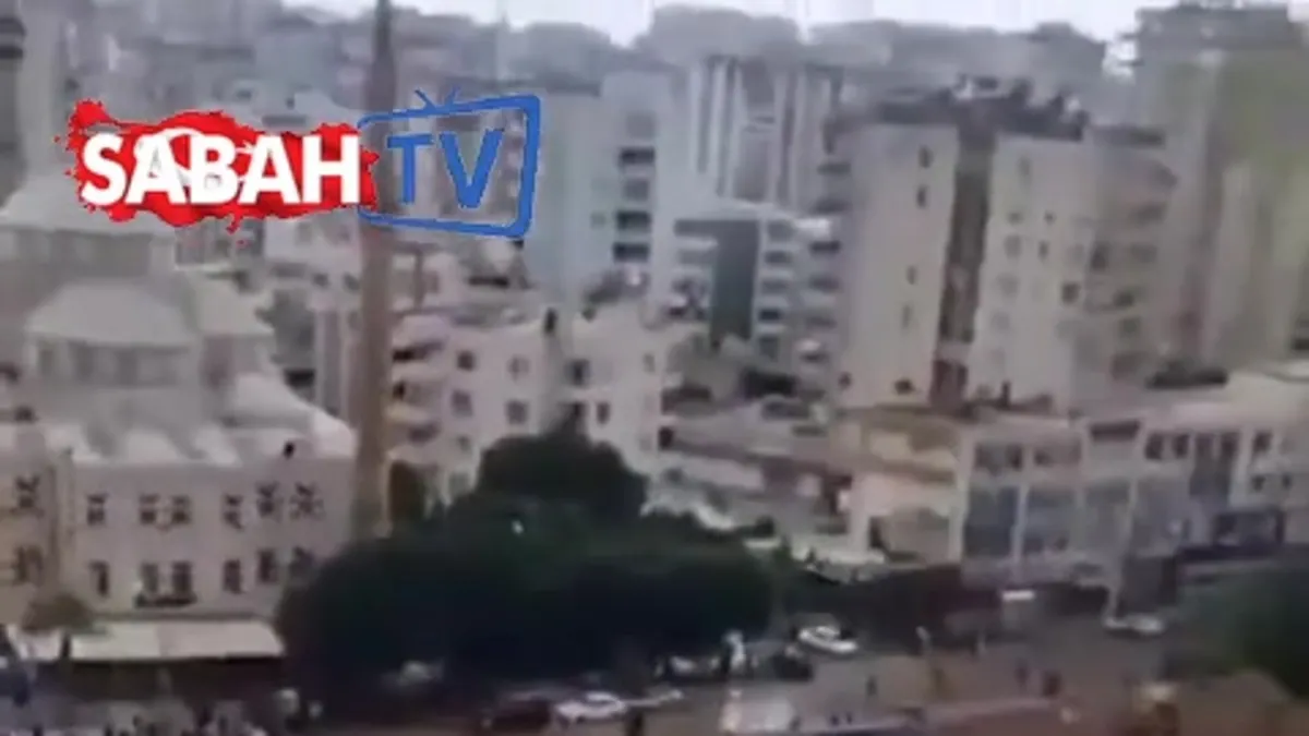 Mersin'de sağanak hayatı felç etti! videosunu izle | Son Dakika Haberleri