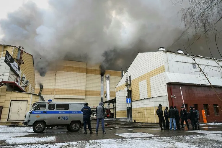 Rusya’daki yangında şok fotoğraflar ortaya çıktı!