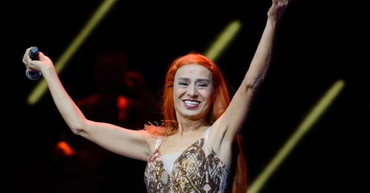 Y ld z Tilbe den Asker T ra K sac k Kestirdi i Sa lar yla Y ld z y-ld-z-tilbe-den-asker-t-ra-k-sac-k-kestirdi-i-sa-lar-yla-y-ld-z