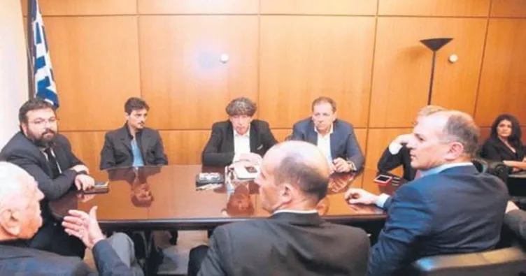 Küfür, tehdit, tükürük...