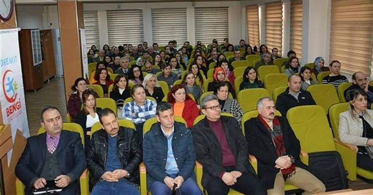 Edremit’te öğretmenlerle eğitim değerlendirme toplantısı yapıldı