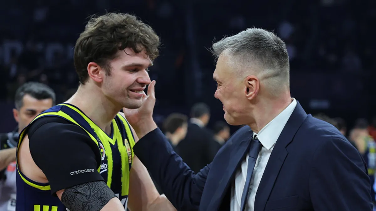 Fenerbahçe Beko’da Tarık Biberovic’ten şampiyonluk sözleri! Fenerbahçe Beko’da Tarık Biberovic’ten şampiyonluk sözleri!