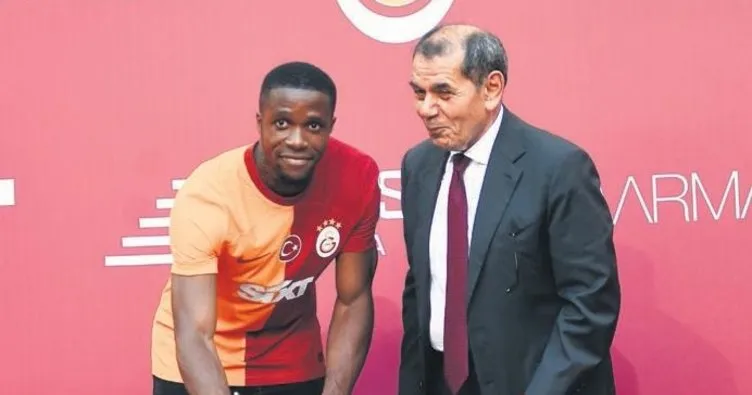 Aslan Zaha’ya çalıştı!