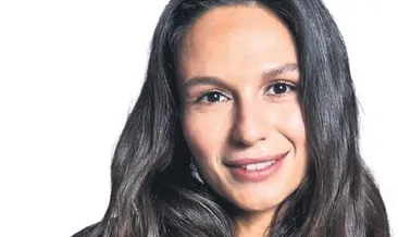 Ödüllü oyuncu Cannes’da...