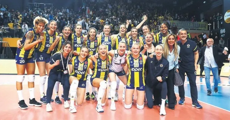 Fenerbahçe Opet kupaya yaklaştı