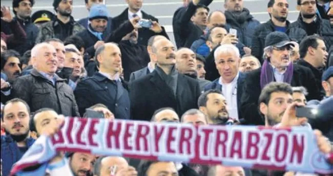 Bakan Soylu da maçı izledi