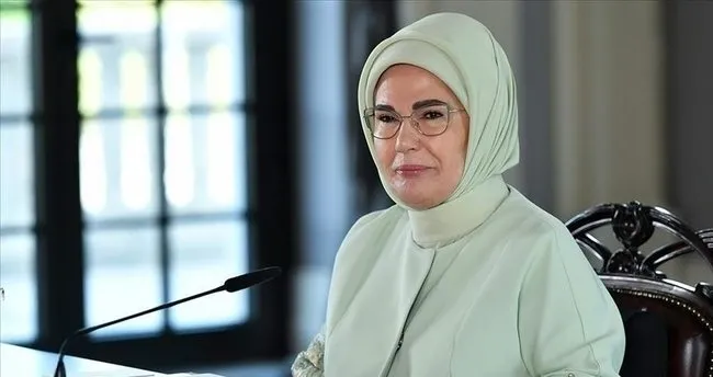 Emine Erdoğan, Şeyha Fatima Bint Mubarak ile görüştü