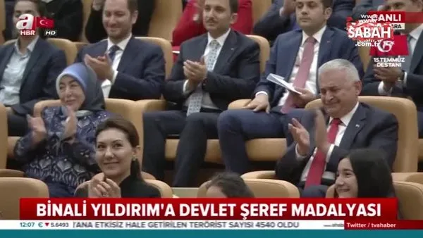 Meclis Başkanı Binali Yıldırım Erdoğan'ın o sözleri üzerine gözyaşlarını tutamadı