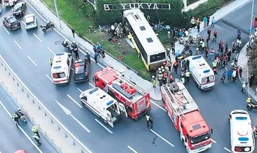İETT otobüsü bahçe duvarına çarptı