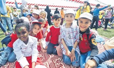 Mülteci çocuklar 23 Nisan’ı kutladı