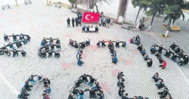 Öğrenciler Afrin için koreografi yaptı