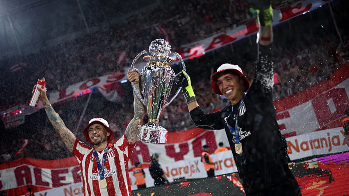 Galatasaray’dan Fernando Muslera’ya tebrik mesajı! Galatasaray’dan Fernando Muslera’ya tebrik mesajı!