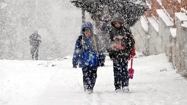 Son Dakika Bugün Eskişehir’de okullar tatil mi? Meteoroloji’den uyarı! 18 Aralık Pazartesi Eskişehir’de okullar tatil mi, ders var mı yok mu?
