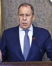 Lavrov’dan Zelenskiy’e: Acınası bir insan