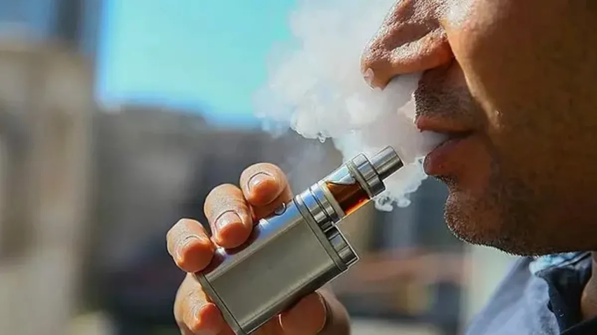 Elektronik sigara buharıyla gelen tehlike Elektronik sigara buharıyla gelen tehlike