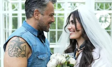 Yakışıklı şarkıcı Emre Altuğ 55 yaşında yeniden damat oldu! Emre Altuğ’dan sürpriz nikah! Belgrad Ormanı’nda evlendi...