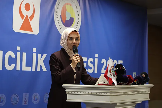 bakan-goktas-orduyu-ziyaret-etti-sorumluluk-projelerini-degerlendirdi-1737039188532.jpeg Bakan Göktaş Ordu’yu ziyaret etti: Sorumluluk projelerini değerlendirdi!