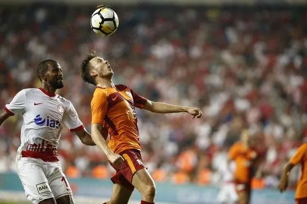 Süper Lig'de kim, ne kadar kazanıyor? İşte maaşlar...