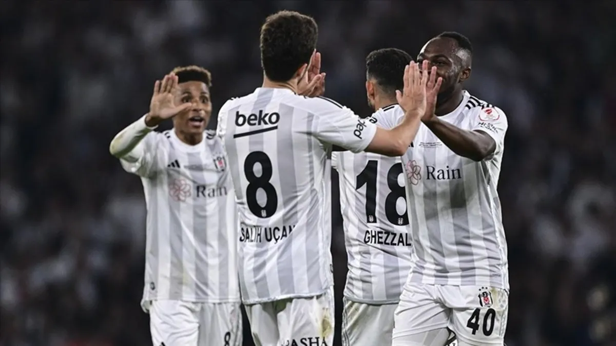 Beşiktaş deplasmanda Kasımpaşa'ya konuk oluyor Maçta goller üst üste