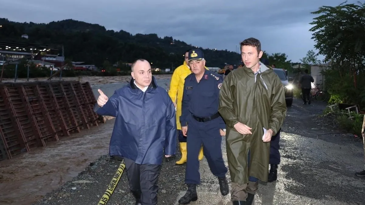 Artvin’de sağanak etkili oldu… Metrekareye 174 kilo yağmur düştü