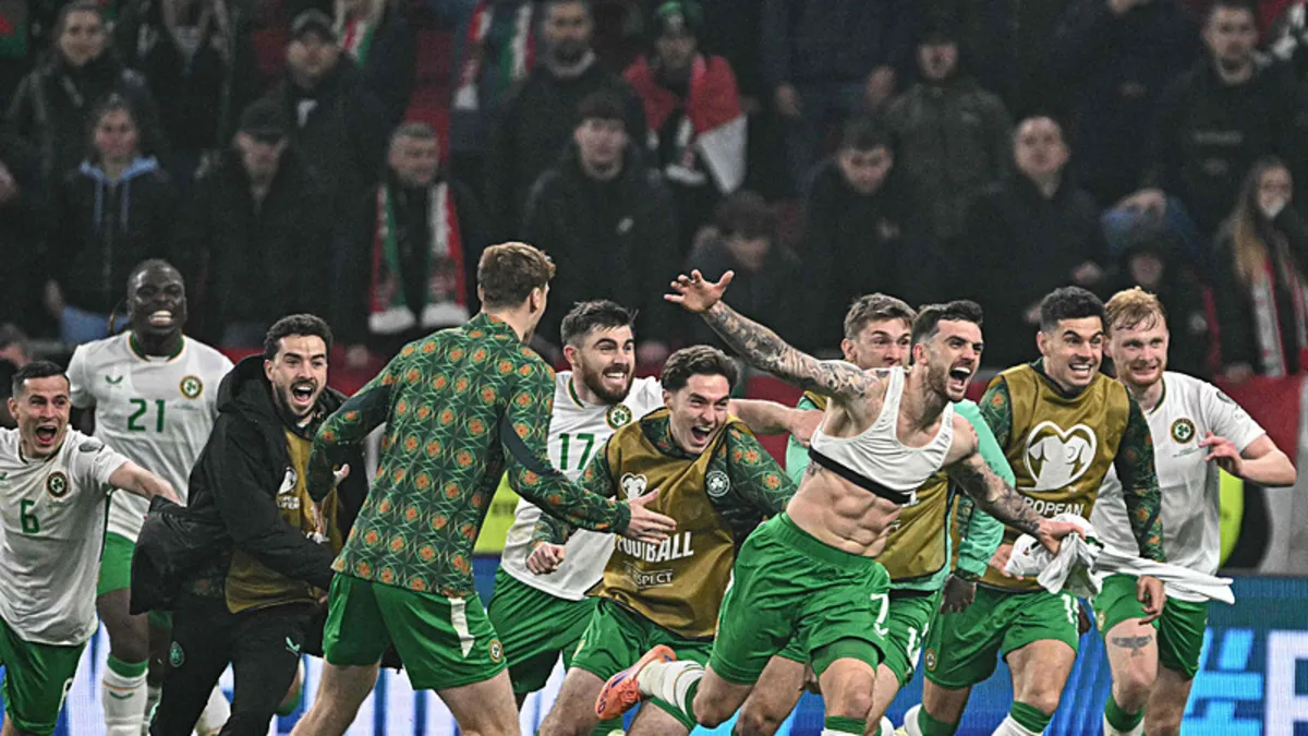 Troy Parrott’un hat-trick’i İrlanda’ya play-off’u getirdi! Troy Parrott’un hat-trick’i İrlanda’ya play-off’u getirdi!