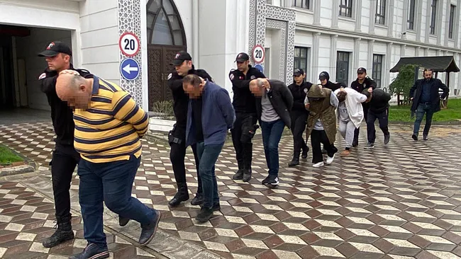 kocaelideki-fabrika-yangininda-7-kisi-can-vermisti-kizini-kaybeden-acili-babadan-tepki-kizim-bagira-bagira-can-1774365485216.jpeg (800×450)