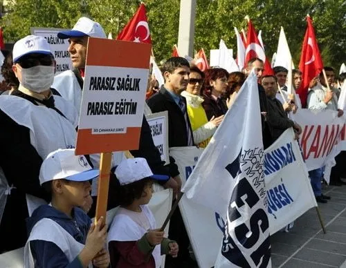 Memurlardan iş bırakma eylemi
