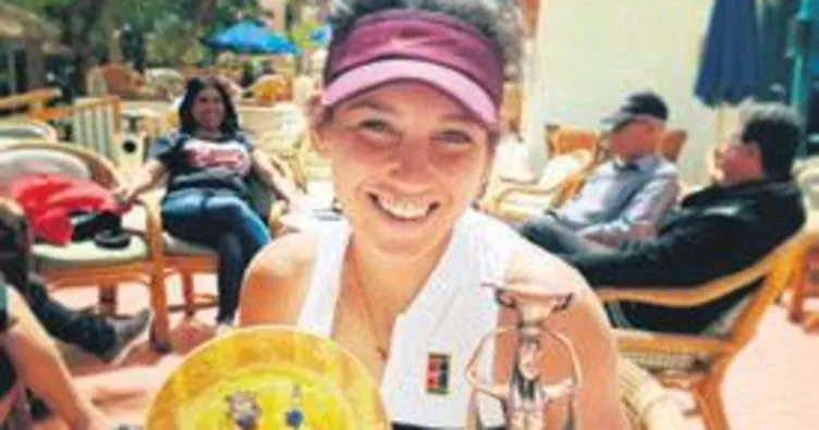 İpek Soylu’dan çifte şampiyonluk