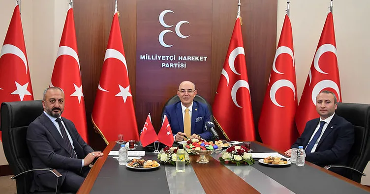MHP, siyasi partilerle bayramlaştı!