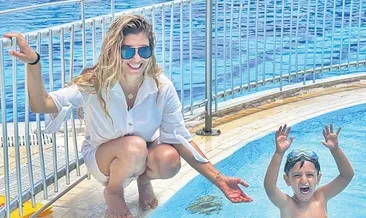 Anneden yüzme dersi