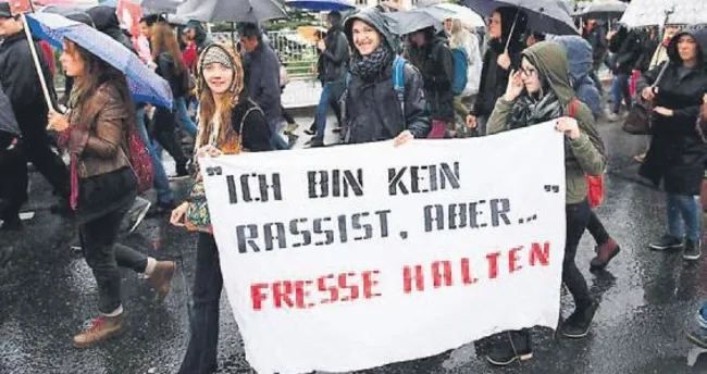 Avrupa’daki sığınmacılar haklarını arıyor