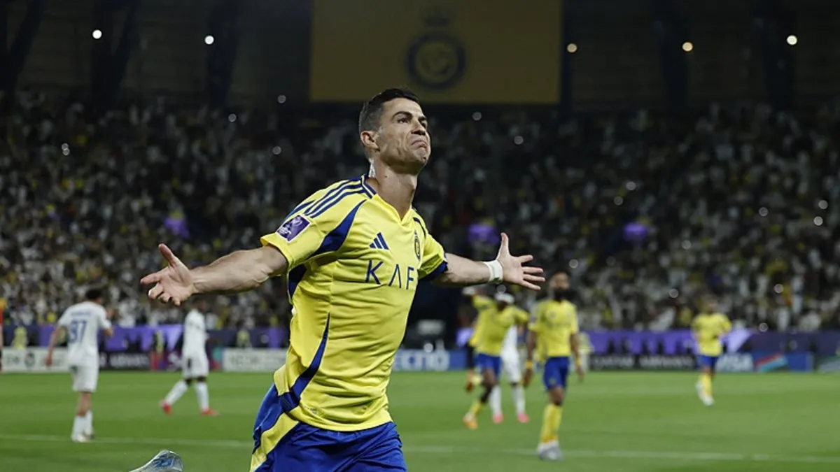 Cristiano Rona...                    </div>
                    <div class=