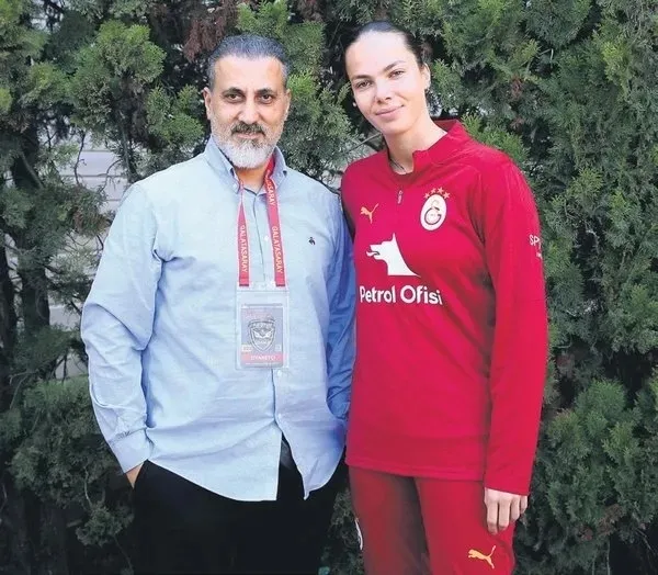son-dakika-haberi-galatasarayin-kadin-futbol-takiminin-yeni-yildizindan-onemli-aciklamalar-turkiye-bana-hayat-1742713412841.jpeg