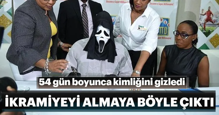 Korkudan maske taktı
