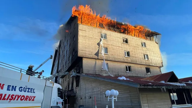SON DAKİKA…Grand Kartal Otel faciası davası devam ediyor! Acılı ailelerden yürek sızlatan sözler: Biz her gün ölüyoruz!
